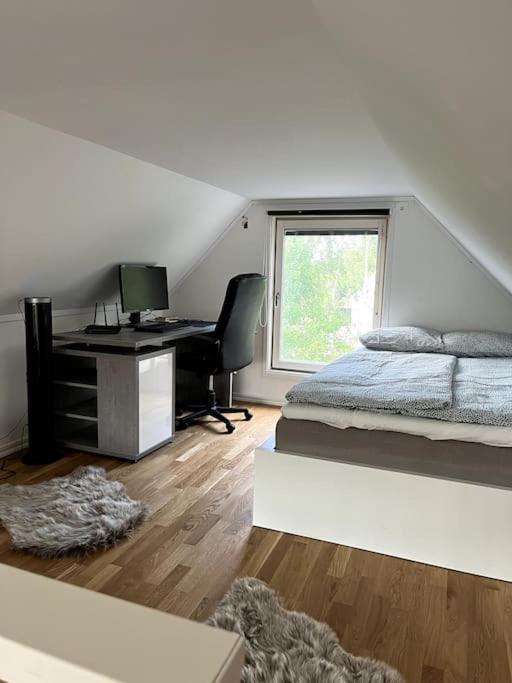 Mysigt Hus Med Natur & Jacuzzi I Olofstorp غوتنبرغ المظهر الخارجي الصورة