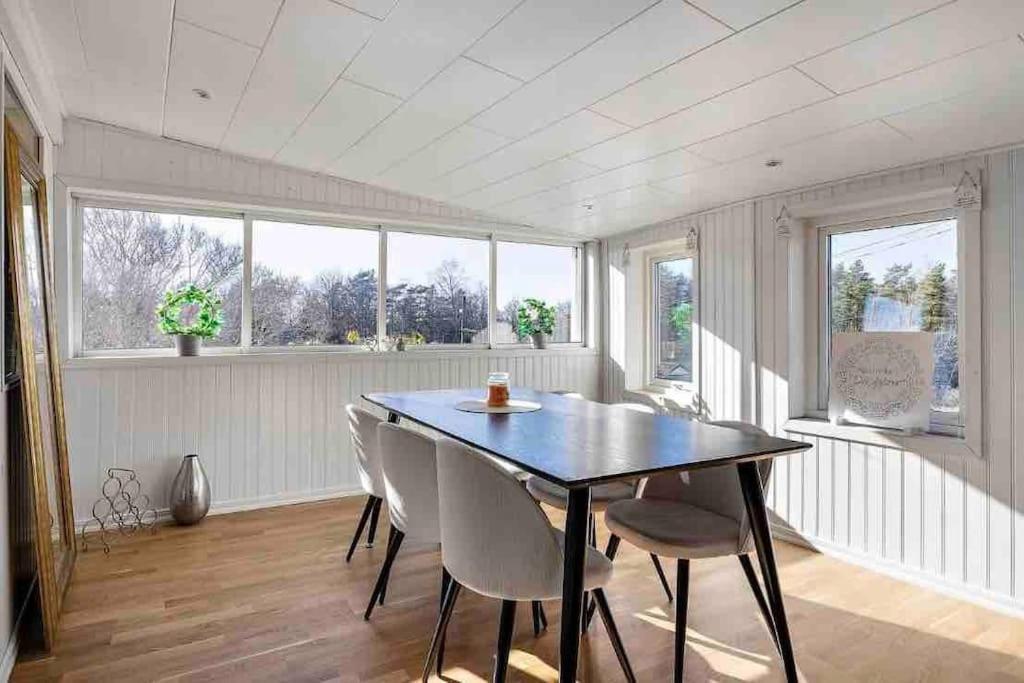 Mysigt Hus Med Natur & Jacuzzi I Olofstorp غوتنبرغ المظهر الخارجي الصورة