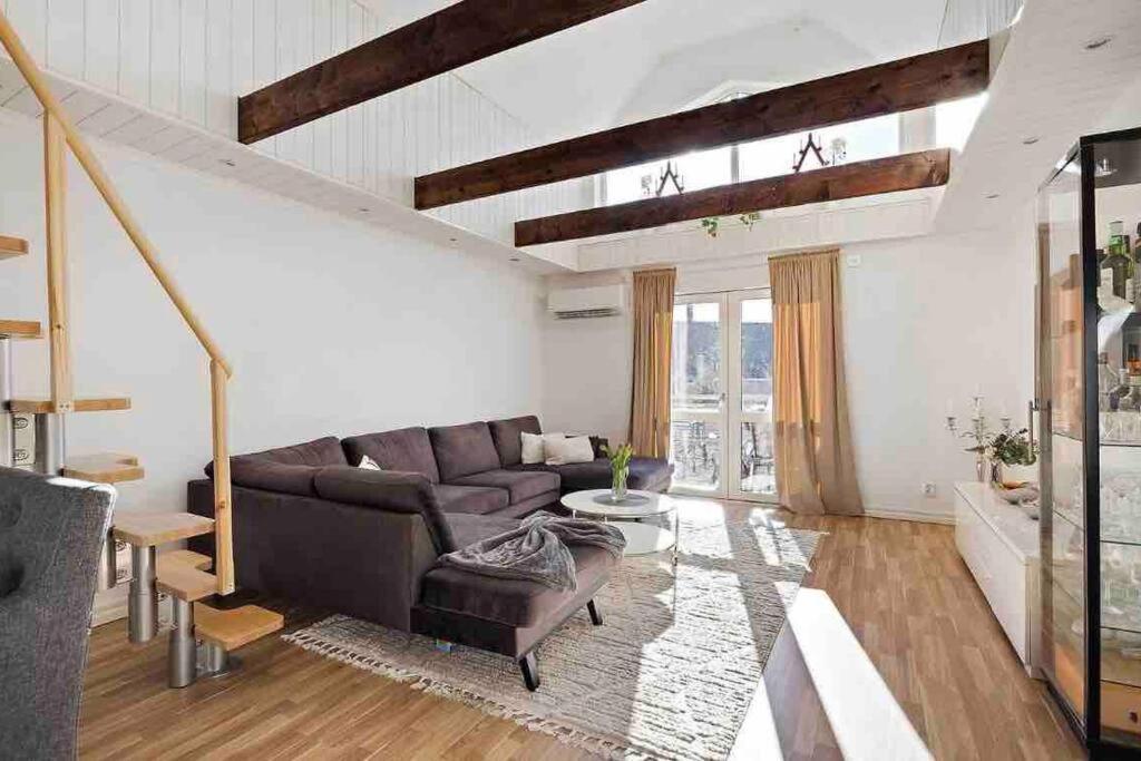 Mysigt Hus Med Natur & Jacuzzi I Olofstorp غوتنبرغ المظهر الخارجي الصورة