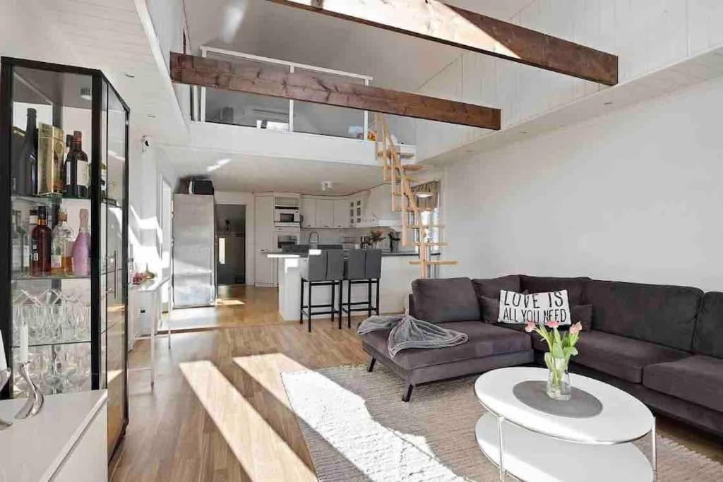 Mysigt Hus Med Natur & Jacuzzi I Olofstorp غوتنبرغ المظهر الخارجي الصورة